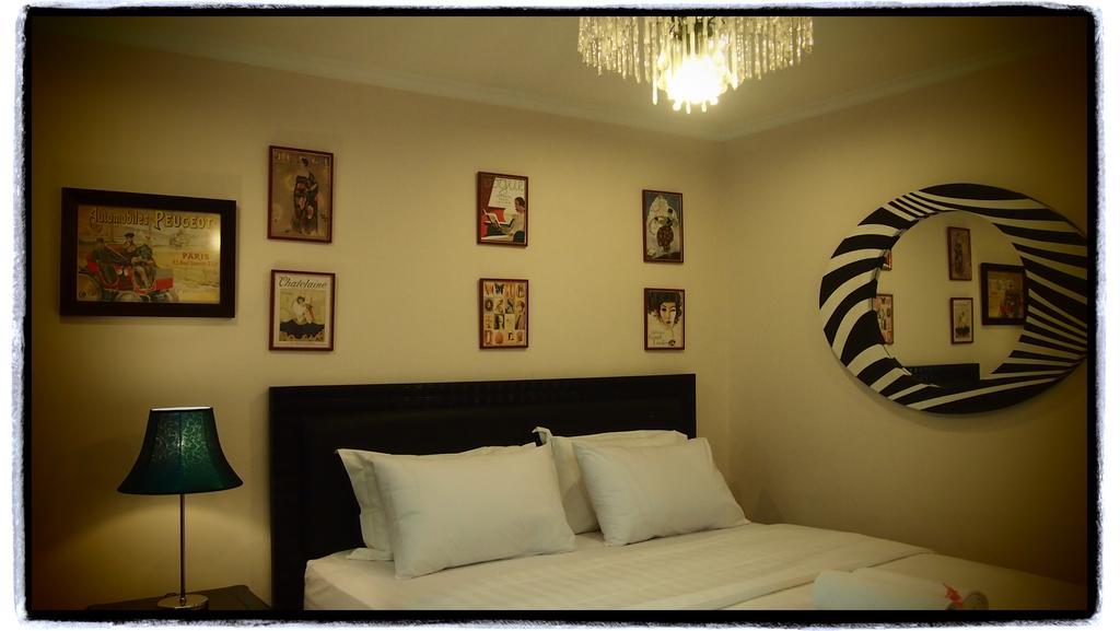 Ciwulan 36 Guest House Bandung Exterior photo