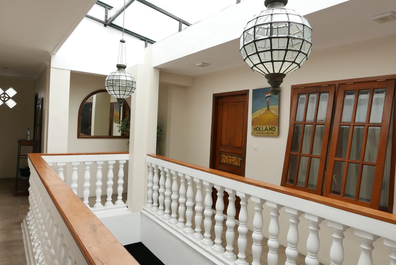Ciwulan 36 Guest House Bandung Exterior photo